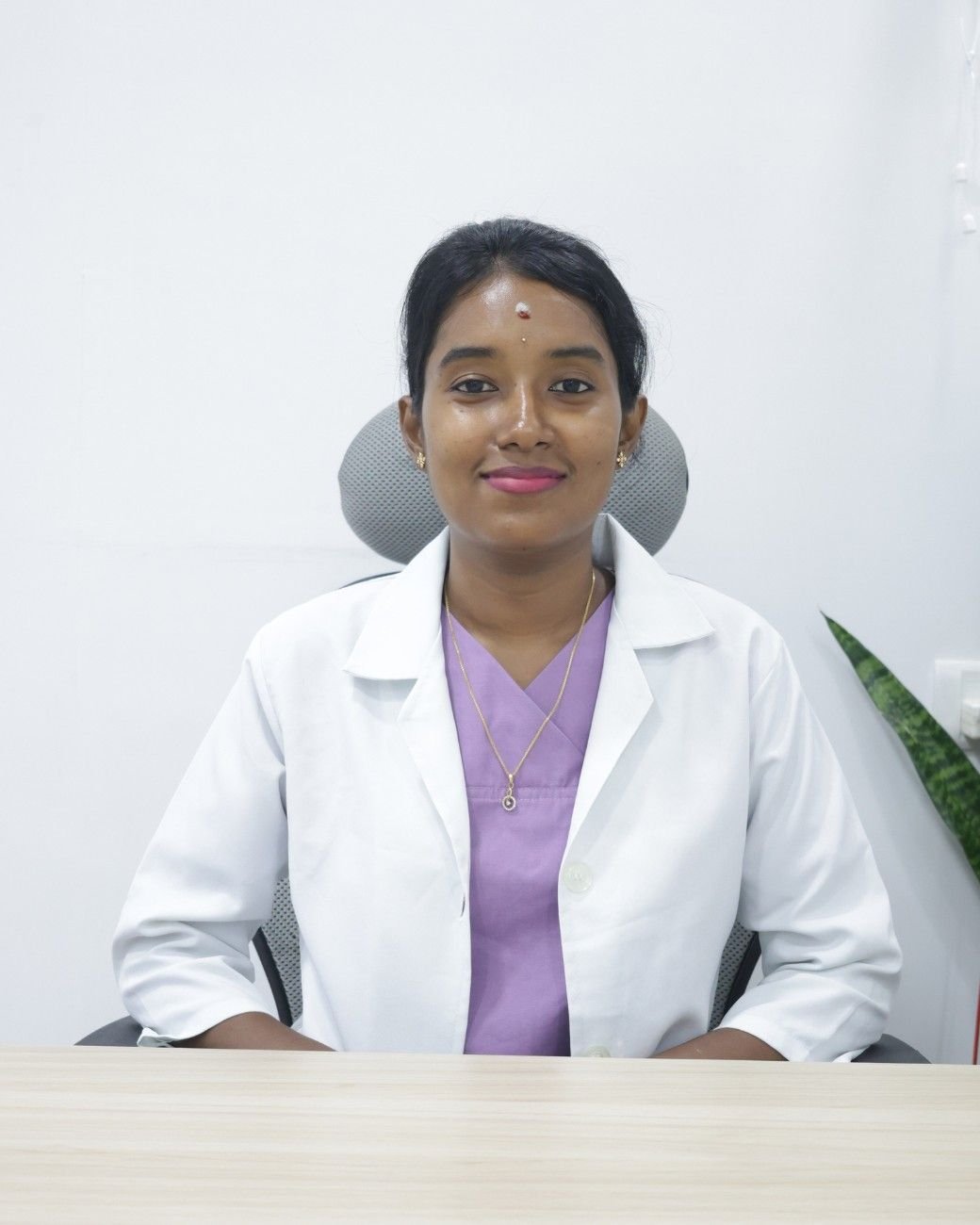 Doctor Divya, Aaras Dental Clinic, Velachery